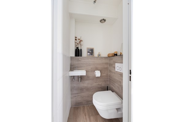 Essenburg 28, Dordrecht-15.jpg